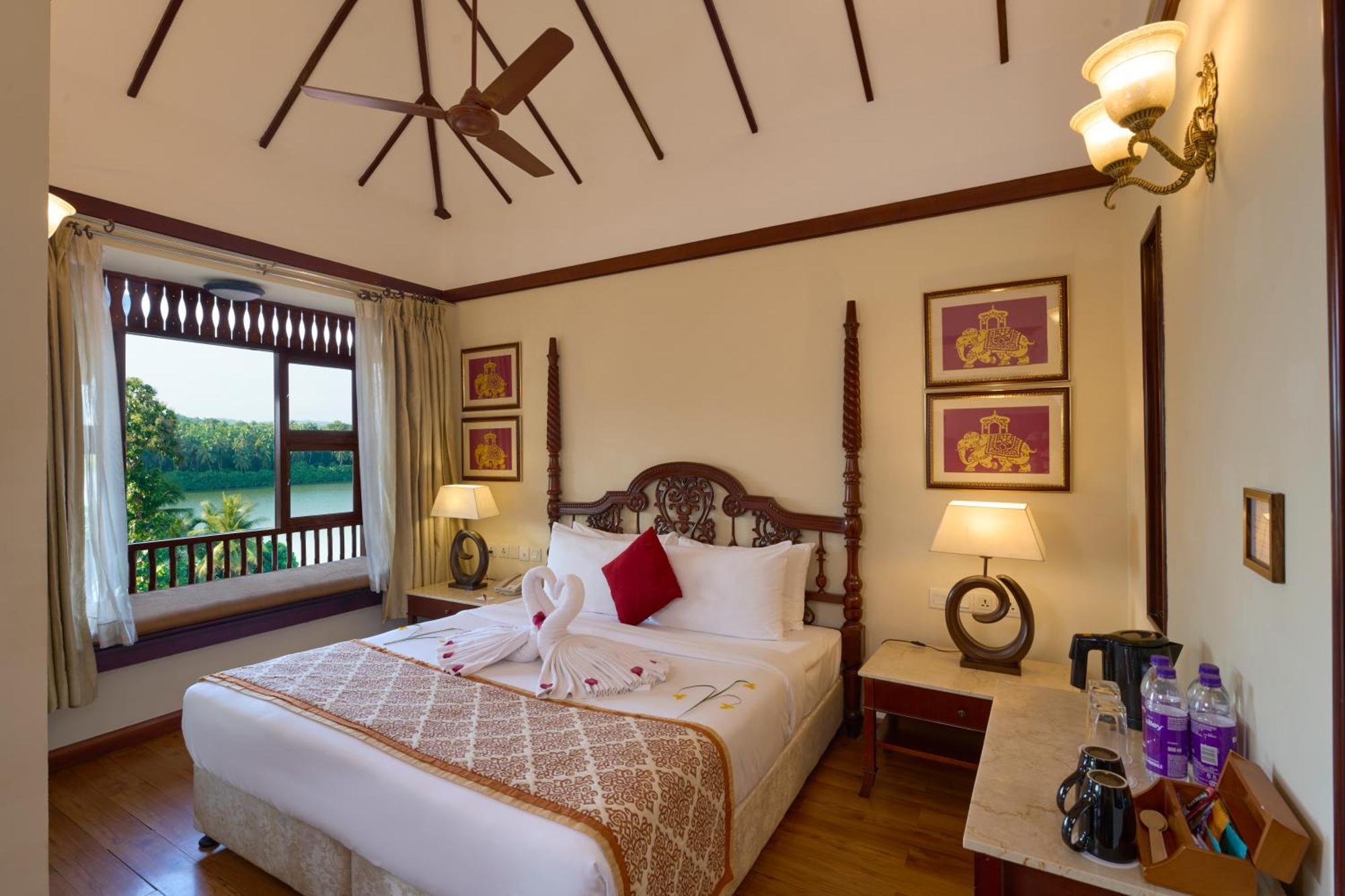 The Raviz Kadavu, Kozhikode Hotel Kültér fotó