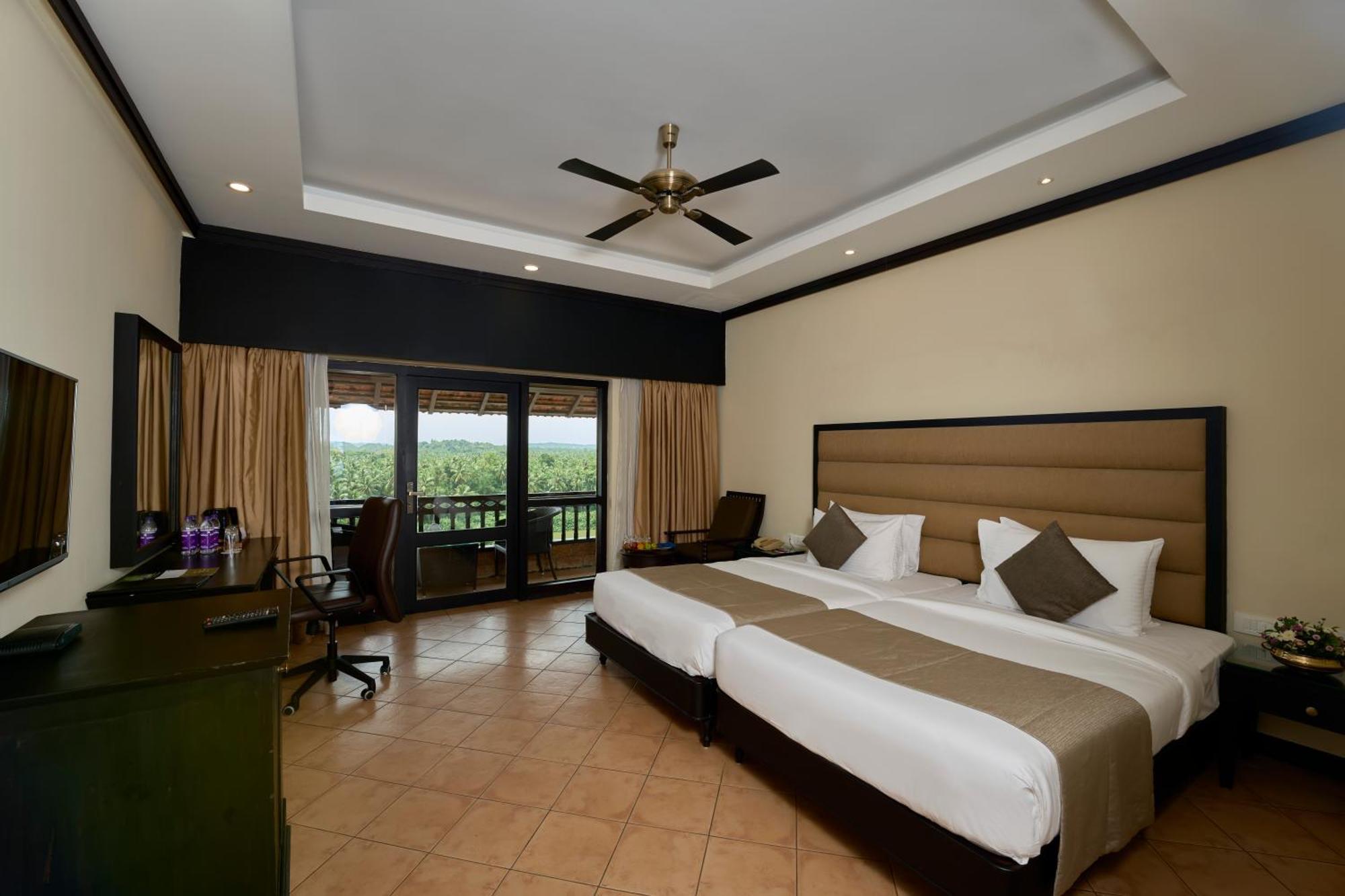 The Raviz Kadavu, Kozhikode Hotel Kültér fotó