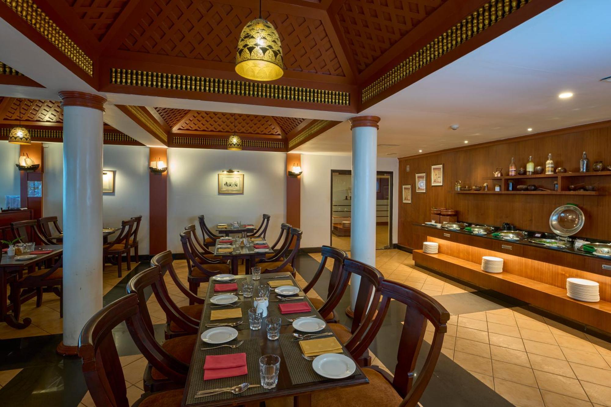 The Raviz Kadavu, Kozhikode Hotel Kültér fotó