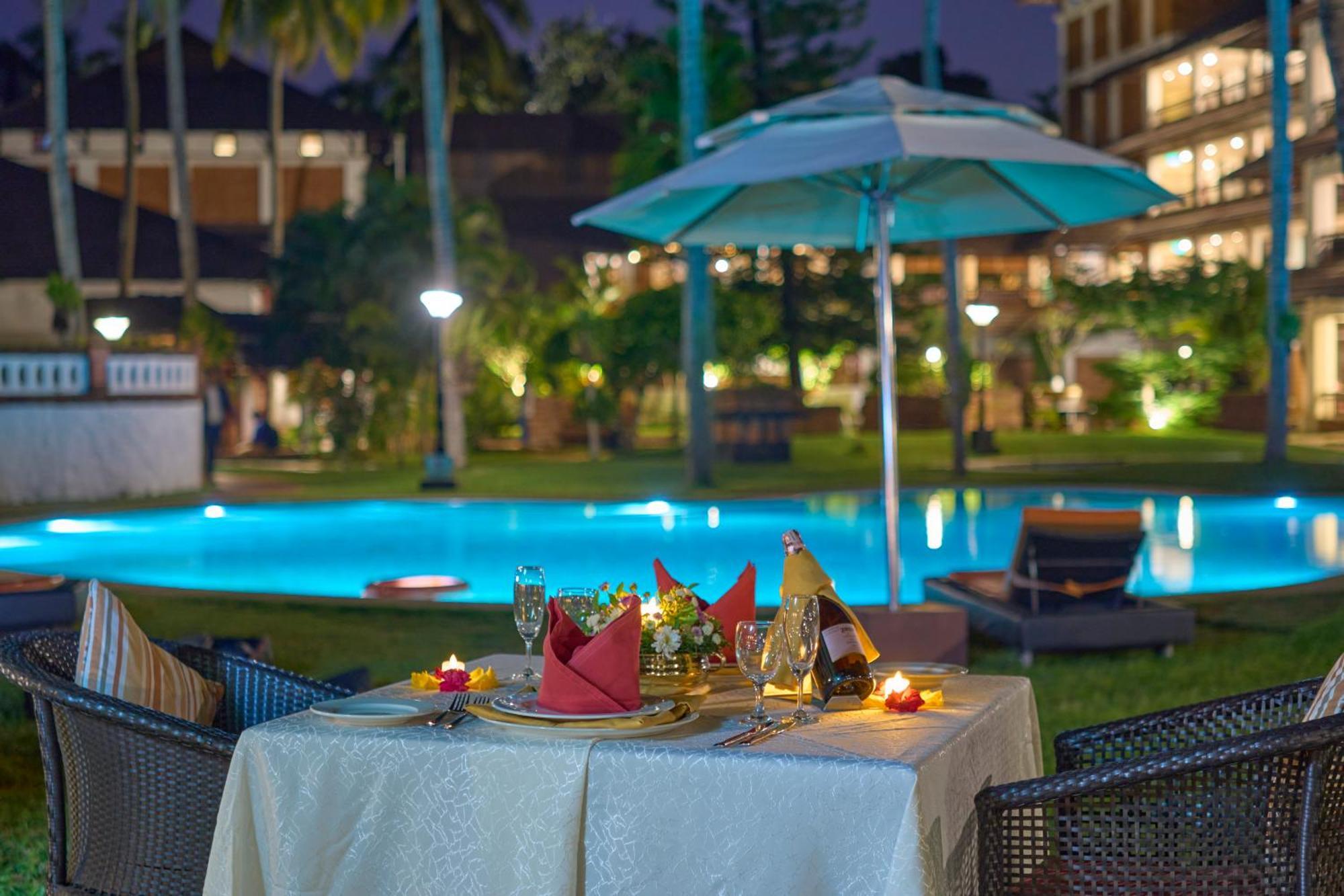 The Raviz Kadavu, Kozhikode Hotel Kültér fotó
