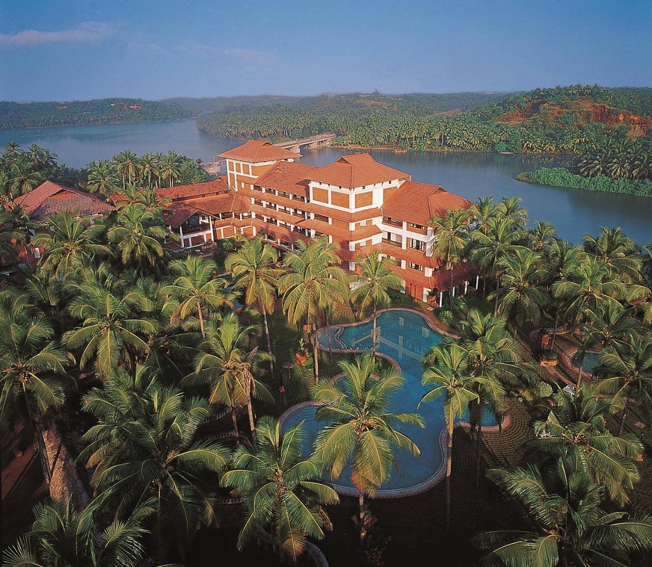 The Raviz Kadavu, Kozhikode Hotel Kültér fotó