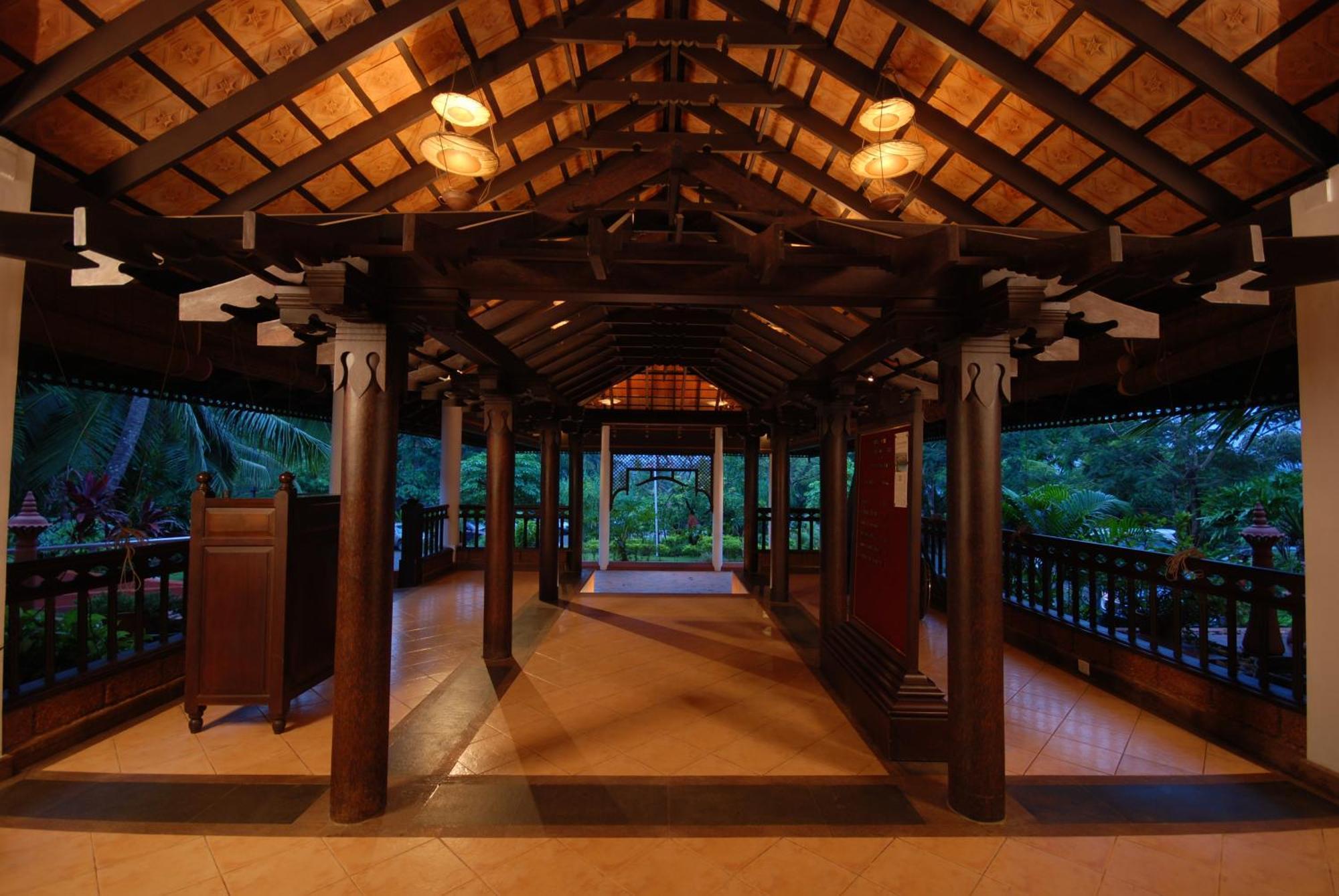 The Raviz Kadavu, Kozhikode Hotel Kültér fotó
