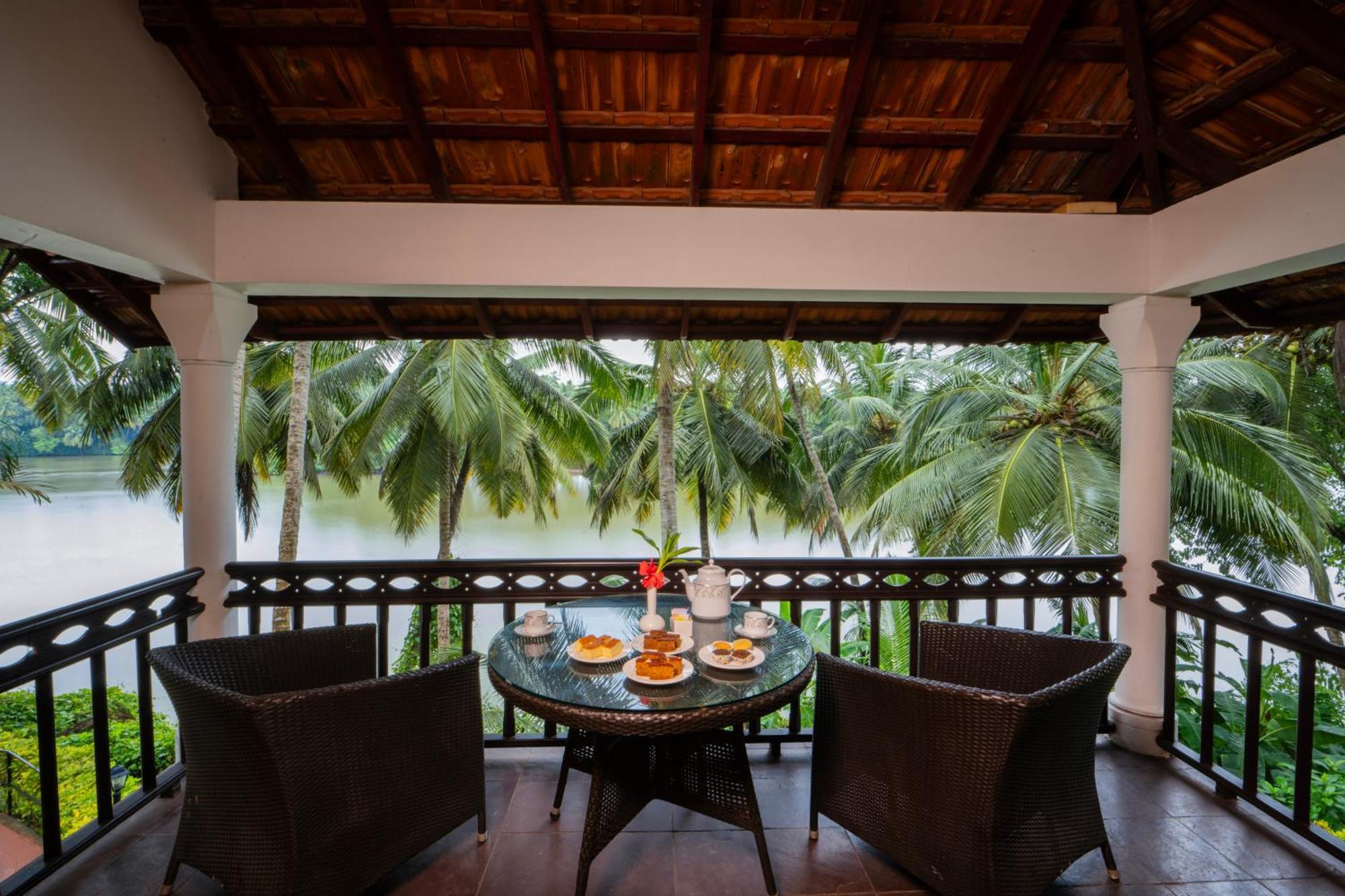 The Raviz Kadavu, Kozhikode Hotel Kültér fotó